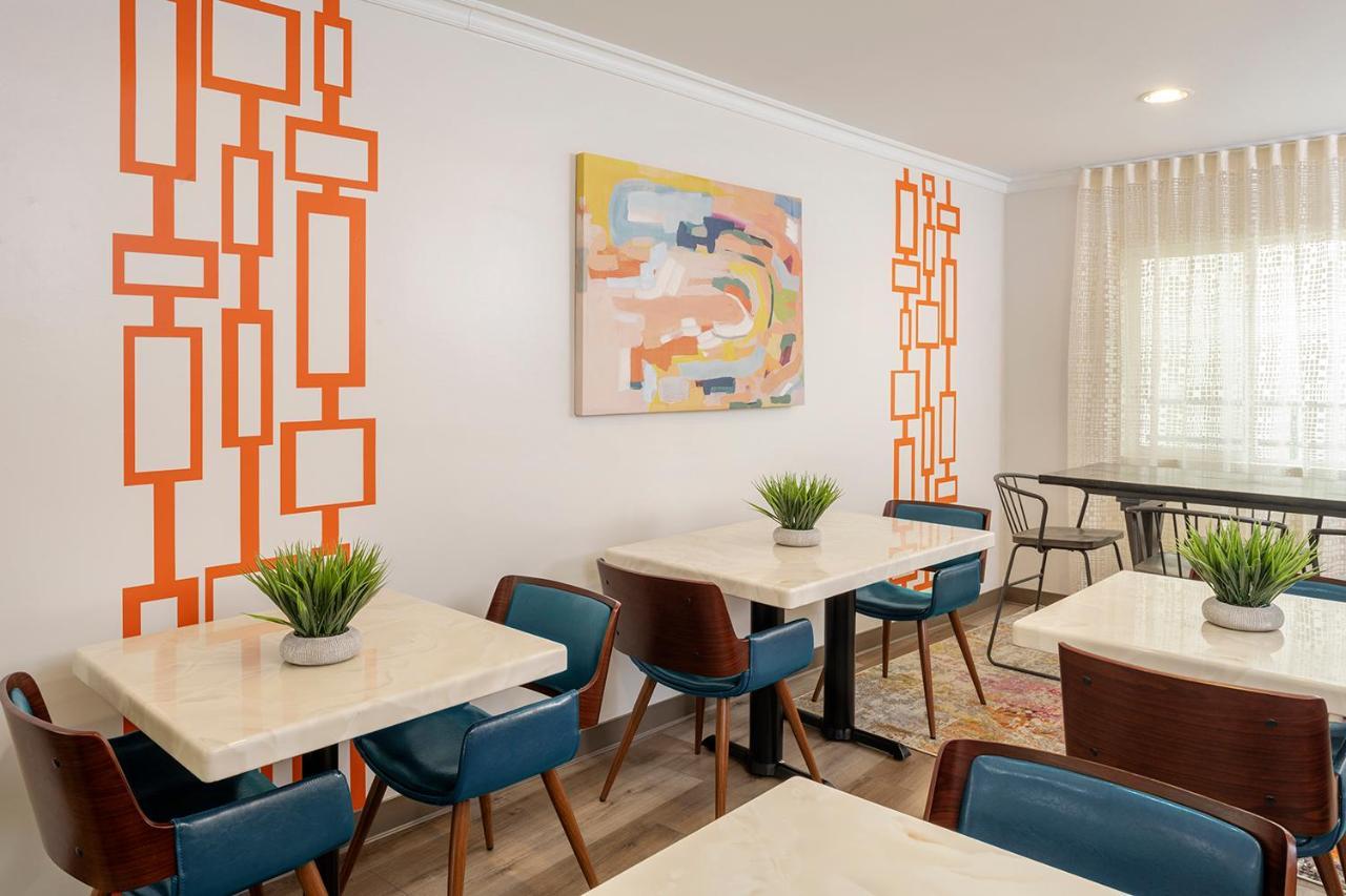 The Sojourn Los Angeles - Sherman Oaks Экстерьер фото