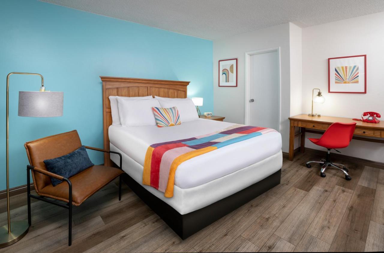 The Sojourn Los Angeles - Sherman Oaks Экстерьер фото