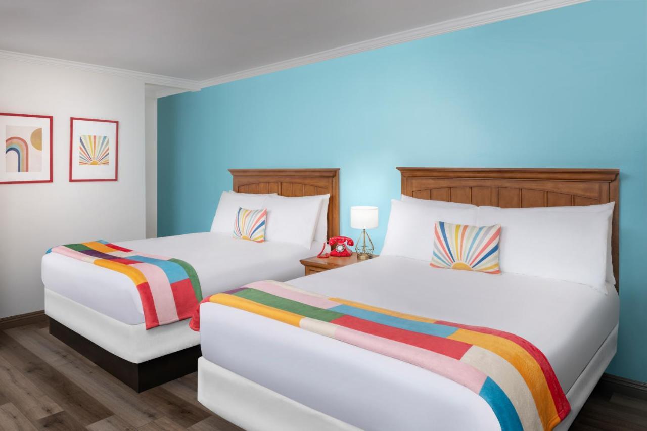 The Sojourn Los Angeles - Sherman Oaks Экстерьер фото