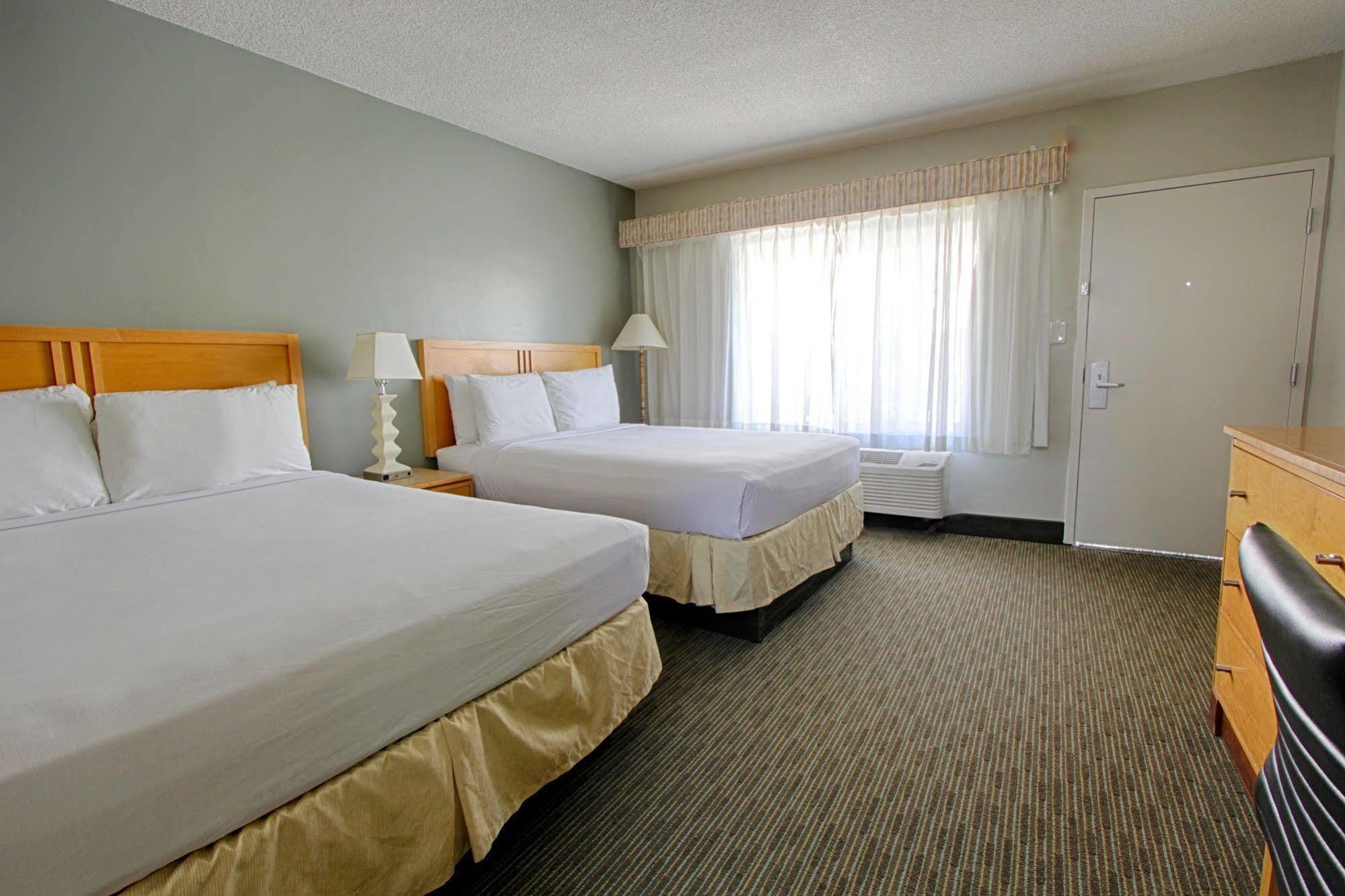 The Sojourn Los Angeles - Sherman Oaks Экстерьер фото