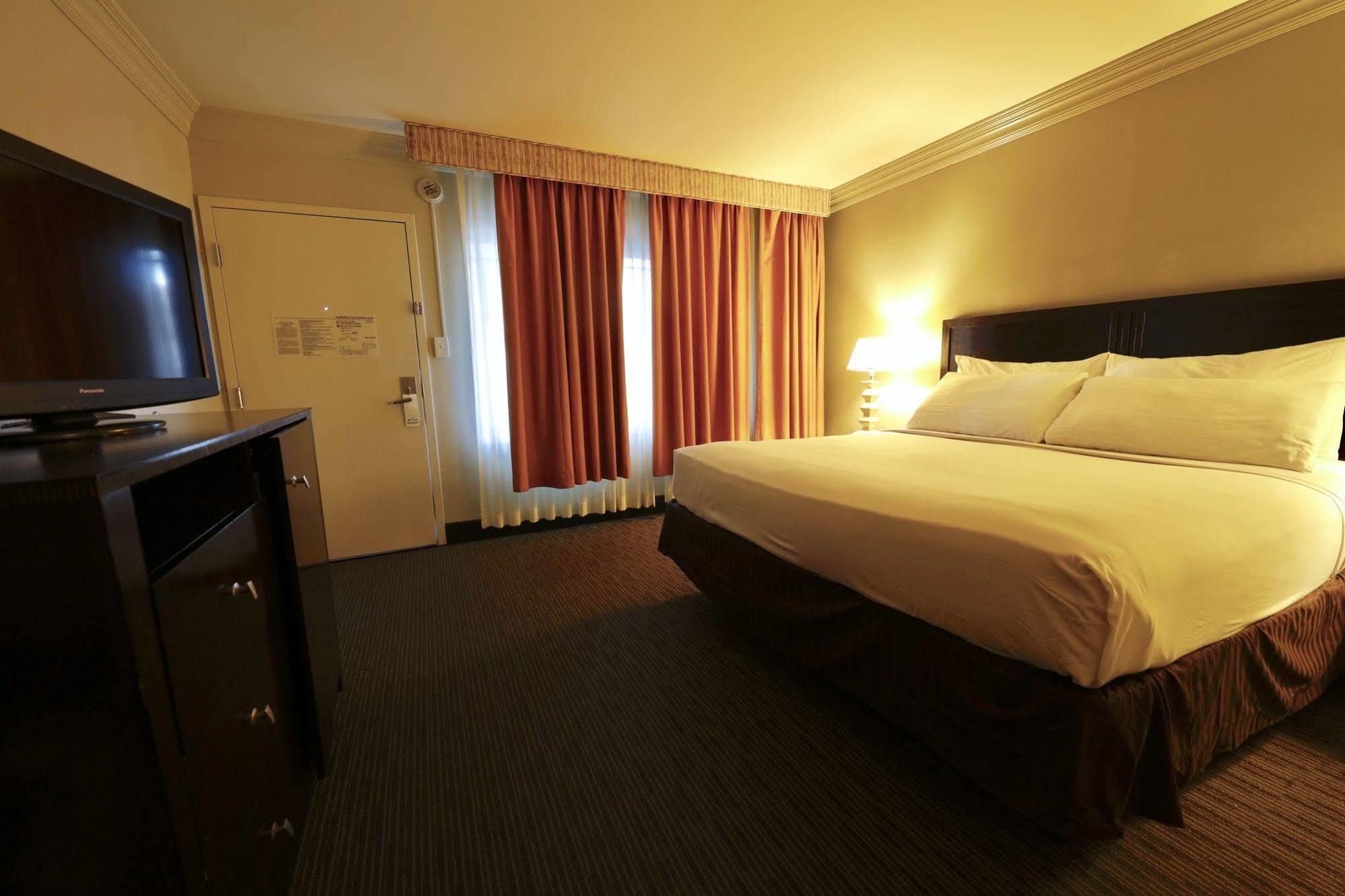 The Sojourn Los Angeles - Sherman Oaks Экстерьер фото