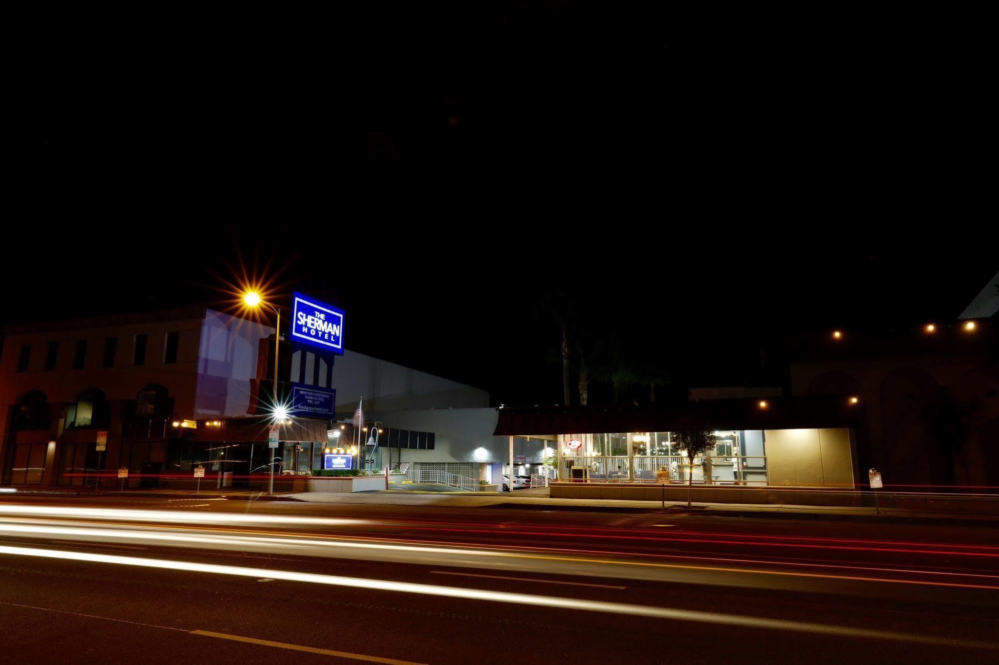 The Sojourn Los Angeles - Sherman Oaks Экстерьер фото